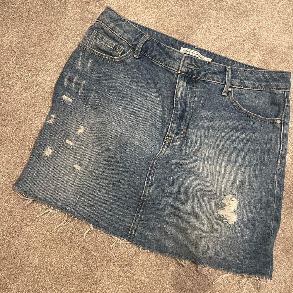 Cute Melrose Market denim skirt